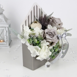 BUKIET w szarej KOPERCIE na prezent MIX kwiatów z diamencikami, BO-70